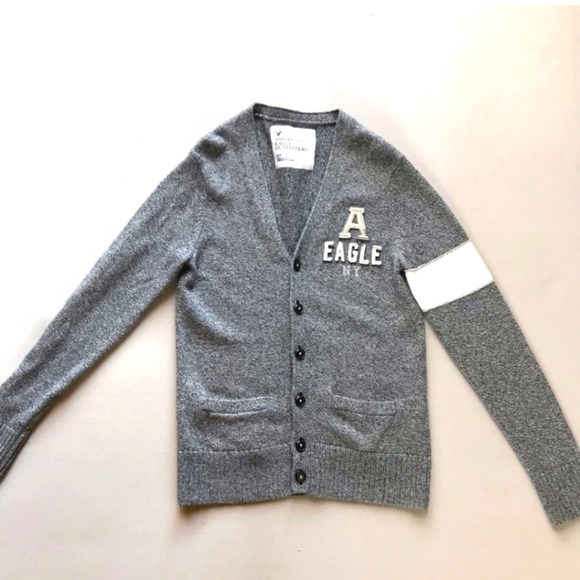 American Eagle AEO gray button down size small sweater cardigan old school prep - Picture 1 of 6